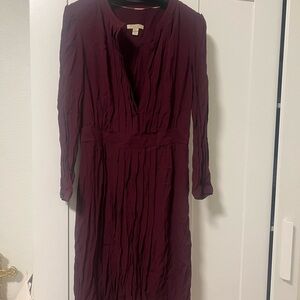 Elegant Burgundy Long Sleeve Dress